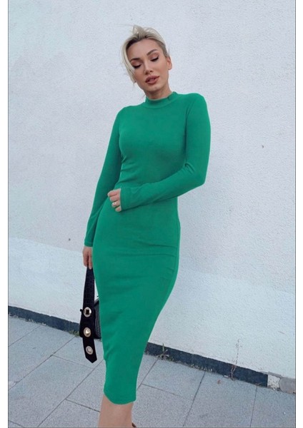 Kadın Yarım Balıkçı Yaka Süet Kumaş Fırsat Ürün Midi Boy Elbise