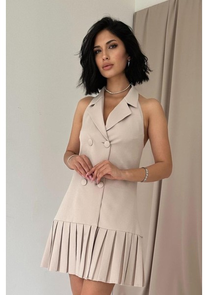 Bej Sırtı Açık Ceket Yakalı Elbise