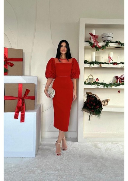 Kırmızı Incili Tül Detay Elbise