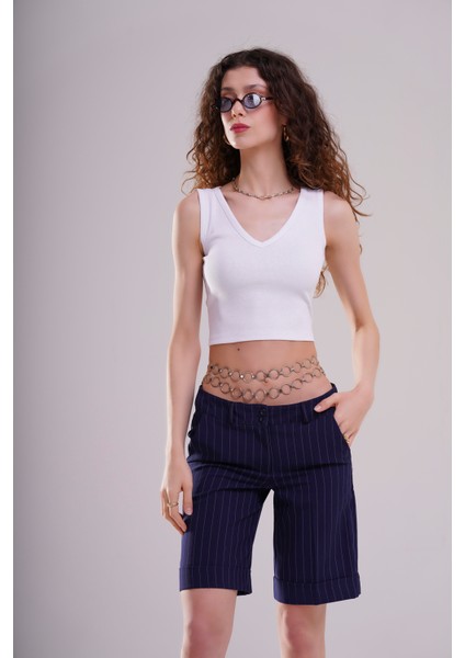 Kadın Beyaz V Yaka Fitilli Crop Top Atlet – Zamansız ve Şık Basic Parça