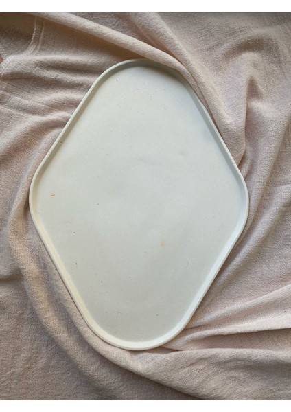 Taş Tozu El Yapımı Nişanlık Sunumluk ve Mumluk Oval Dörtgen Tepsi – Şık Dekoratif Tasarım (30X23 Cm)