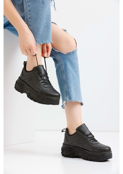 Kadın Siyah Spor Ayakkabı 6 Cm Yüksek Rahat Air Taban Günlük Sneaker X401