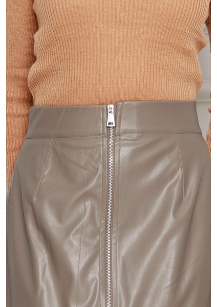 Önü Fermuar Detaylı Deri Etek-Vizon fırsatları