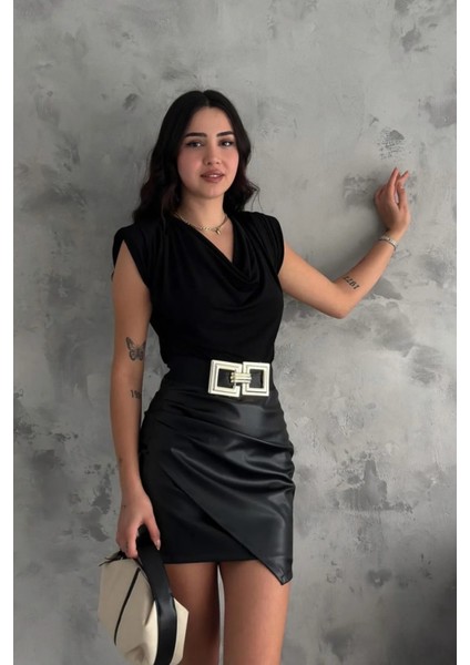 Vatkalı Degaje Bluz