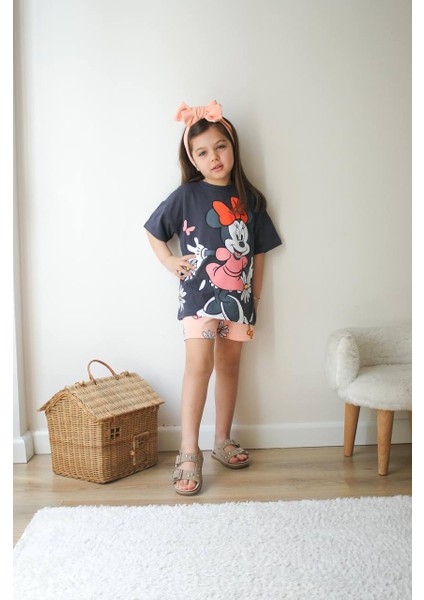 Minnie Mouse Detaylı Kız Çocuk Tarz Şortlu Takım