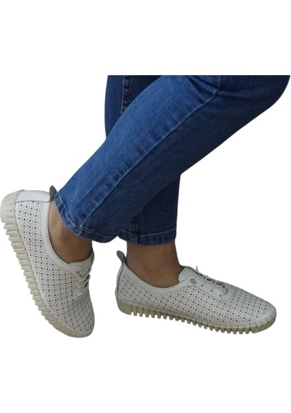 Kadın Babet Beyaz Deri Ayakkabı Tabana Dikişli Bağcıklı fırsatları