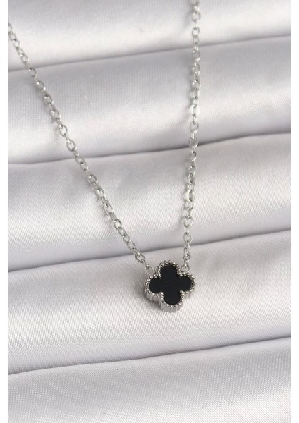 316L Çelik Gümüş Renk Siyah Yonca Model Kadın Kolye