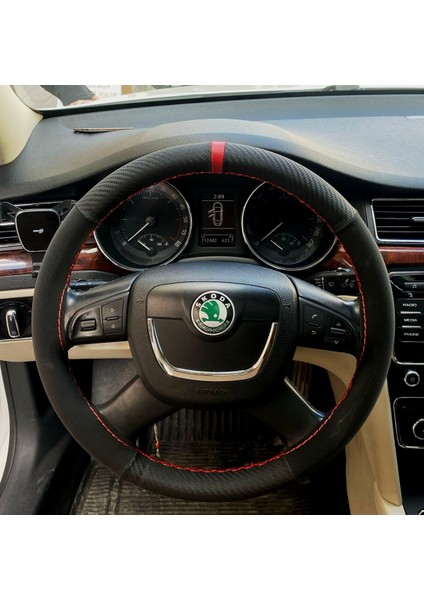 Dikişli Direksiyon Kılıfı Karbon Nubuk Kırmızı Yüzük Kırmızı Dikişli Skoda Super B Için