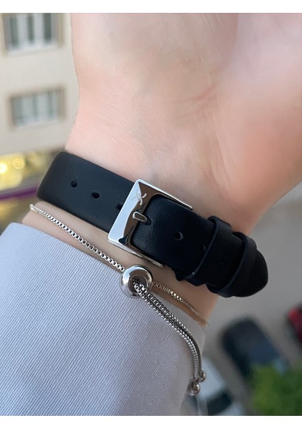 Kordonu Siyah Deri Kadın Kol Saati ve Bileklik fırsatları