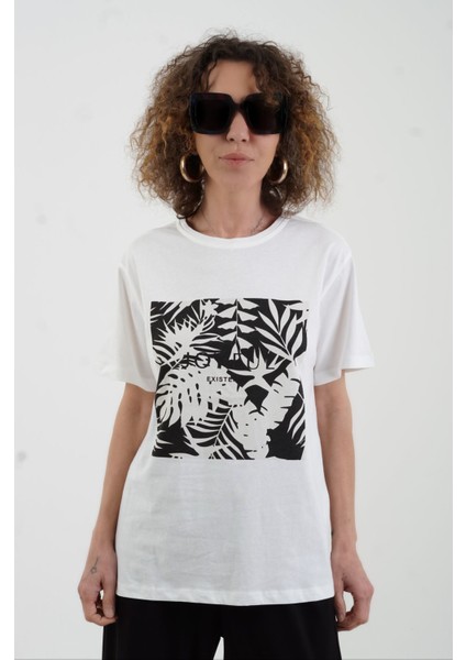 Ekru Siyah Joyful Baskılı Tshirt fırsatları