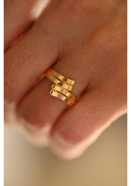 14 Ayar Altın Ajda Desenli Çapraz Yüzük fiyatları