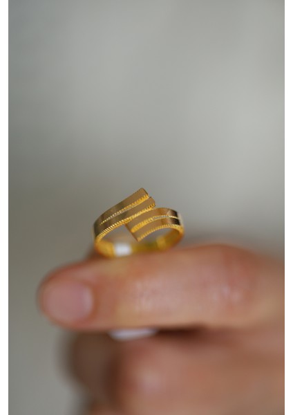 14 Ayar Altın Ajda Desenli Çapraz Yüzük fırsatları