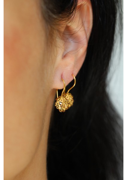 14 Ayar Altın Cimarlı Çiçek Desenli Sallantılı Küpe