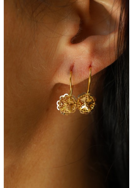 14 Ayar Altın Cimarlı Çiçek Desenli Sallantılı Küpe modelleri