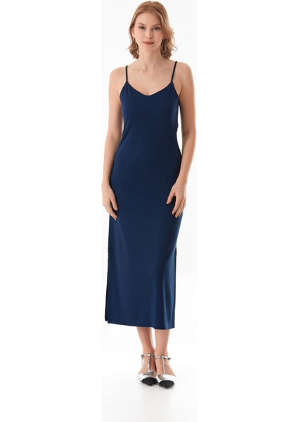 Basic Yırtmaçlı Askılı Modal Elbise