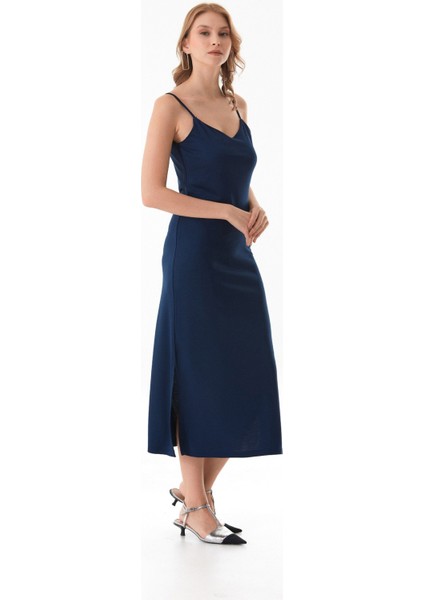 Basic Yırtmaçlı Askılı Modal Elbise modelleri