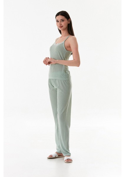 Ince Çizgili Askılı Dantelli Pijama Takımı fiyatları