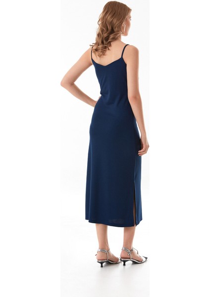 Basic Yırtmaçlı Askılı Modal Elbise indirimleri