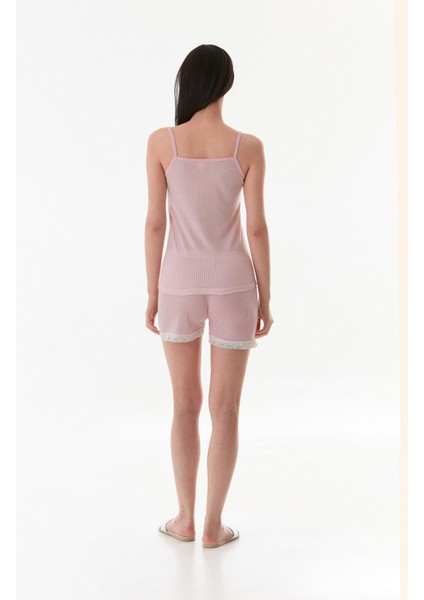 Ince Çizgili Dantelli Şortlu Pijama Takımı fırsatları