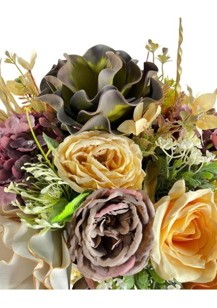 Yapay Çiçek ve Latex Aranjmanı Kare Ayaklı Yuvarlak Metal Gold Vazolu Masa Üstü Çiçeği Arajman 6040 fırsatları