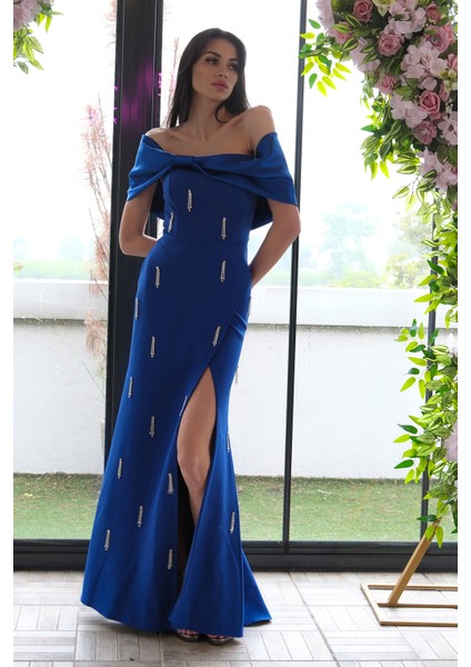 Saks Fiyonk Detaylı Straplez Taş Işlemeli Abiye 9705564.26