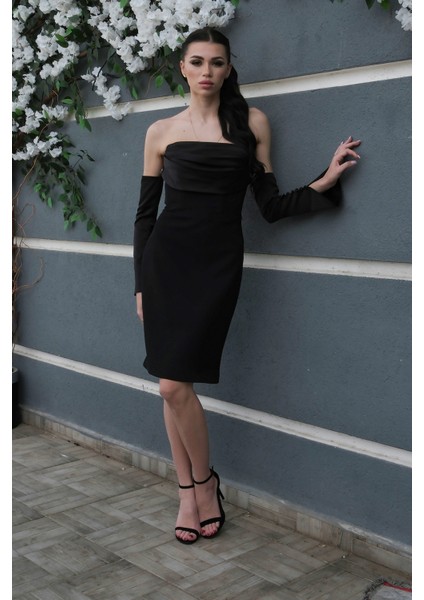 Siyah Drape Düğme Detaylı Midi Boy Abiye 0801168.01 indirimleri