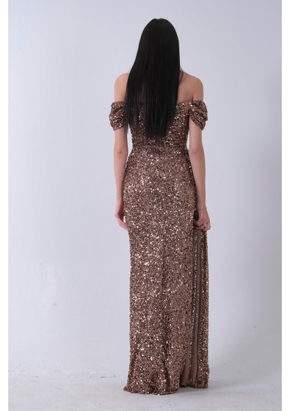 Bakır Kadın Omzu Açık Payetli Yırtmaçlı Uzun Abiye Elbise 9705544.231 fırsatları