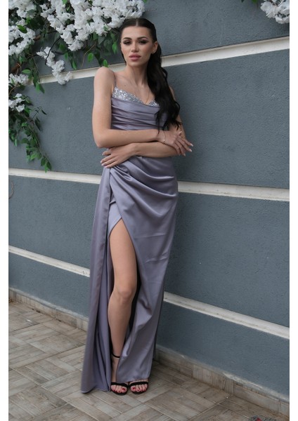 Gri Göğüs Taşlı Işıltı Detaylı Yırtmaçlı Saten Abiye Elbise 0801027.06 fiyatları