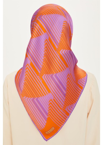 Geometrik Desenli Twill Saf İpek Eşarp 9218D 83 13 fırsatları