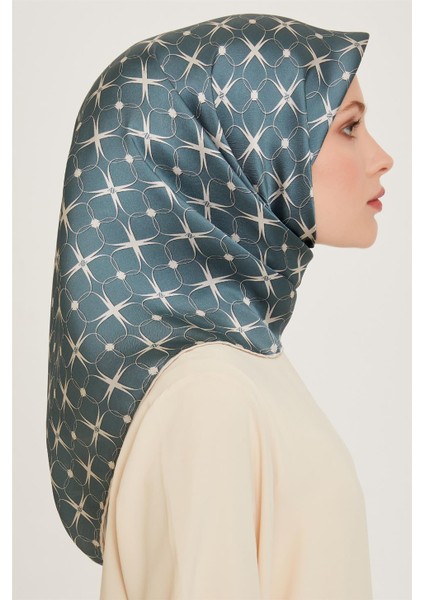 Monogram Desenli Sura Saf İpek Eşarp 9207D 01 83 fiyatları