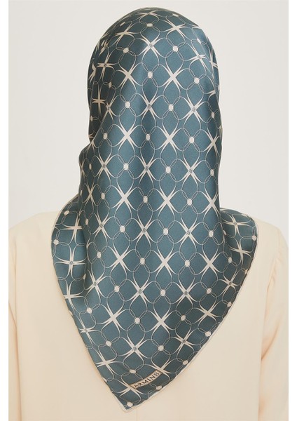 Monogram Desenli Sura Saf İpek Eşarp 9207D 01 83 fırsatları