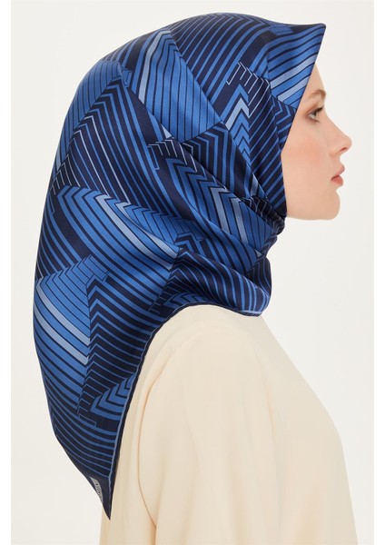Geometrik Desenli Twill Saf İpek Eşarp 9218D 83 85 fiyatları