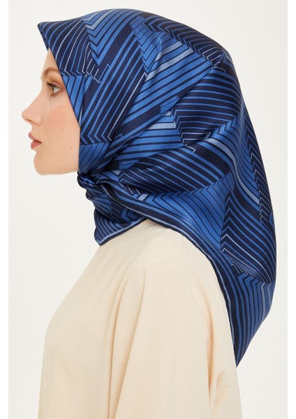 Geometrik Desenli Twill Saf İpek Eşarp 9218D 83 85 modelleri