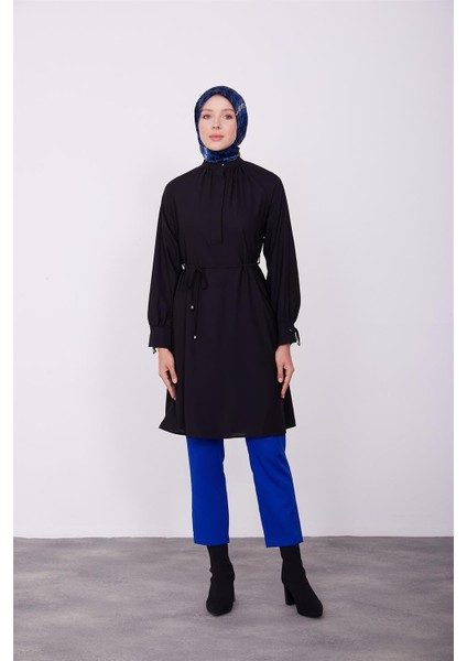 Manşeti Bağcıklı Tunik 23K4709 Siyah modelleri