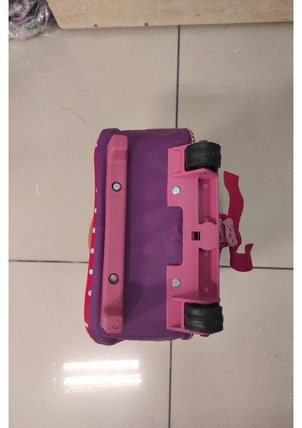 Çekçekli Ve Tekerlekli Pembe Mickey Mouse Figürlü Anaokulu Çantası