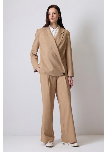 Vatkalı Kruvaze Blazer Ceket