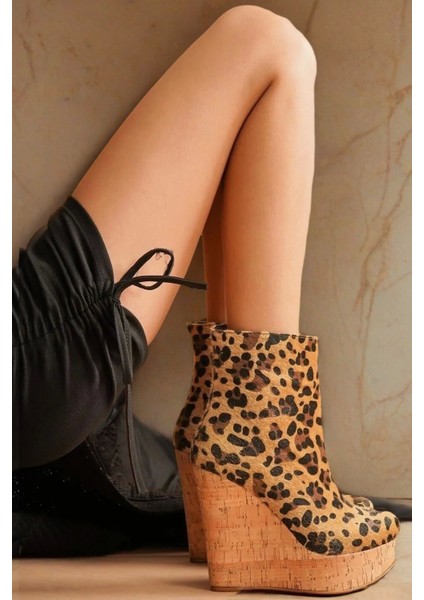 Kadın Moda Dolgu Topuk Fermuarlı Bot Daina Şık Ve Zarif Abiye Ayakkabı fırsatları