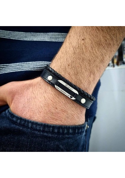 Erkeklere Özel 925 Ayar Gümüş Plakalı Derili Aşk Temalı Oval Motifli Isim Bilekliği-420İsim-Siyah fiyatları