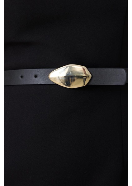 Siyah Kolsuz Belden Kemerli Dar Kalıp Kayık Yaka Elbise fırsatları