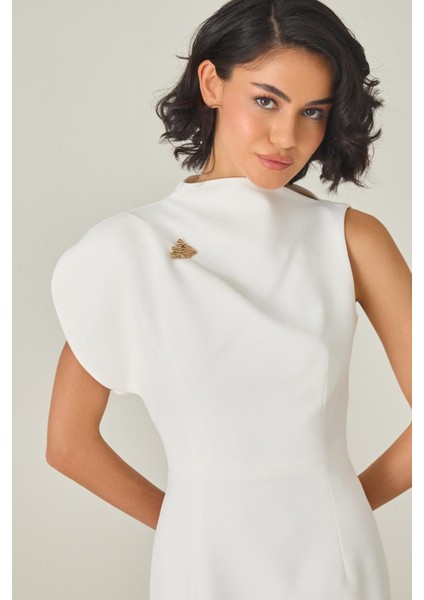 Ekru Tek Omuz Detaylı Tam Kalıp Uzun Elbise