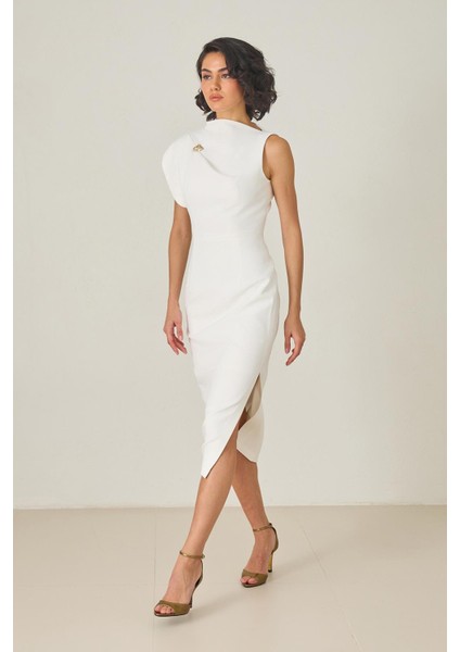 Ekru Tek Omuz Detaylı Tam Kalıp Uzun Elbise fiyatları