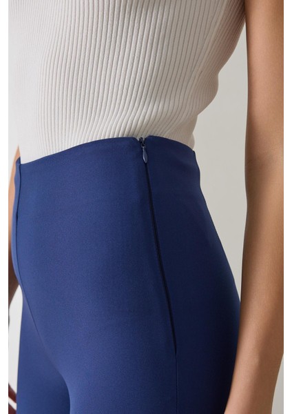 Lacivert Dar Kalıp Bol Paça Pantolon fırsatları