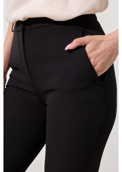 Siyah Cep Detaylı Tam Kalıp Pantolon modelleri