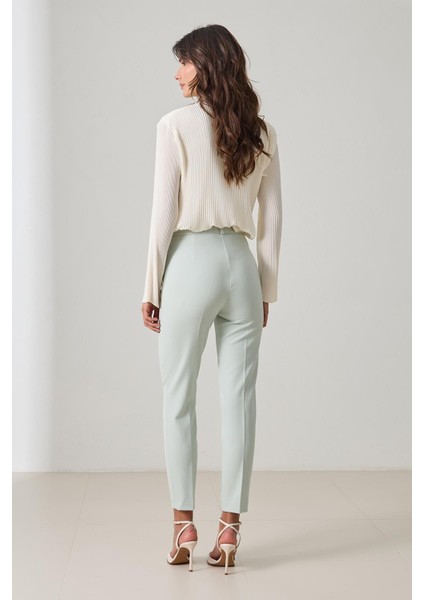 Mint Cep Detaylı Tam Kalıp Pantolon indirimleri