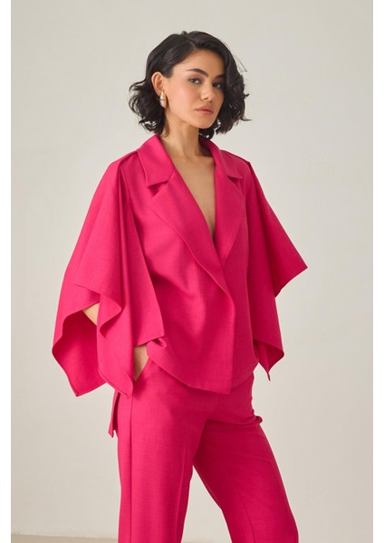 Fuşya Cep ve Kol Detaylı Asimetrik Yaka Ceket fırsatları