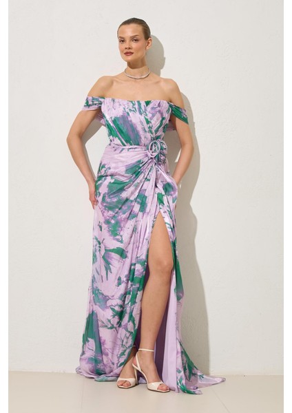 Lila Düşük Omuz ve Belden Gül Detaylı Desenli Uzun Abiye Elbise