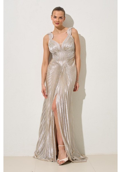 Vizon Askı ve Yaka Detaylı Piliseli Uzun Abiye Elbise indirimleri