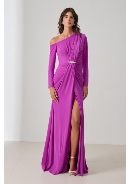 Fuşya Düşük Omuz ve Drape Detaylı Yırtmaçlı Uzun Abiye Elbise fiyatları