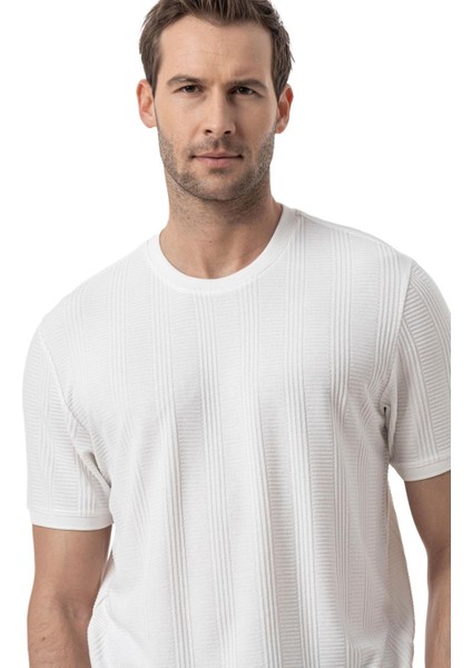 Jakarlı Bisiklet Yaka T-Shirt