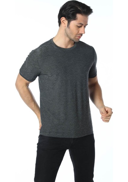 Jakarlı Bisiklet Yaka T-Shirt